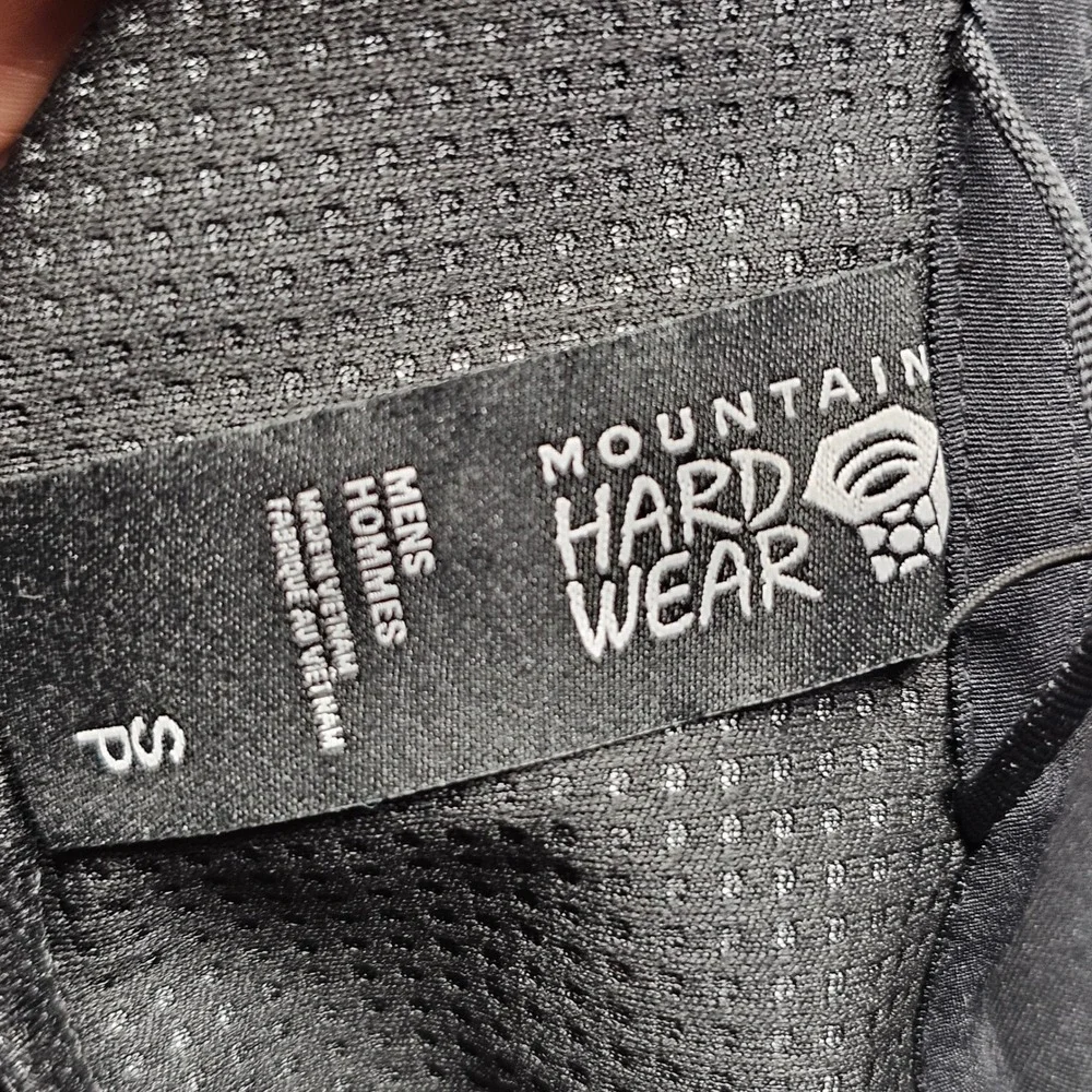 NWT Mountain Hardwear Gore-Tex Infinium Vest Mens Small P Black Softshell OM8959